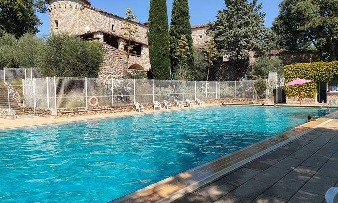 Casteljau Condo | Appartement Confortable au Calme | Parking Gratuit