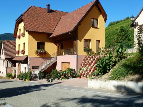 Bernardville Apartment | Appartement cosy à Bernardvillé 60 m² avec jardin vue montagne