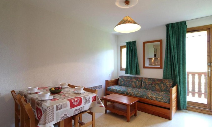 Termignon Apartment | Appartement cosy 4 pers au pied des pistes, balcon et Wifi - FR-1-508-128