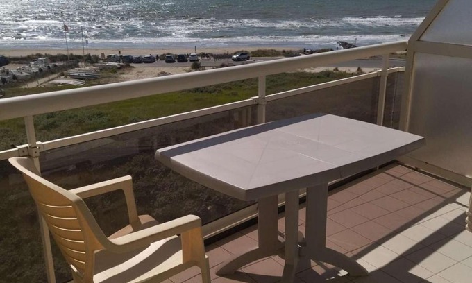 Merlimont-Plage Apartment | Appartement cosy face mer avec balcon et parking privé - FR-1-672-13