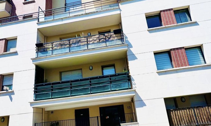 Saint-Denis Apartment | Appartement Cosy Près Stade de France