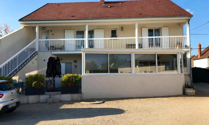 Checy Apartment | Appartement de 2 chambres a Checy