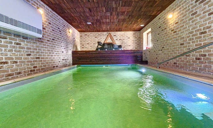 Floreffe Apartment | Appartement Duplex 2CH Avec Piscine Privative Intérieure Chauffée à 32°c