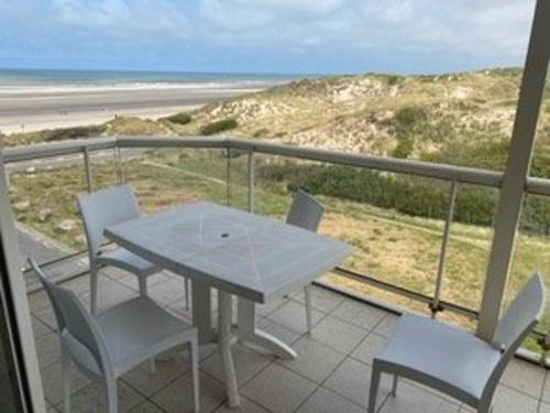 Stella-Plage Apartment | Appartement en bord de mer pour 4 pers avec balcon, parking et animaux admis - FR-1-236-169