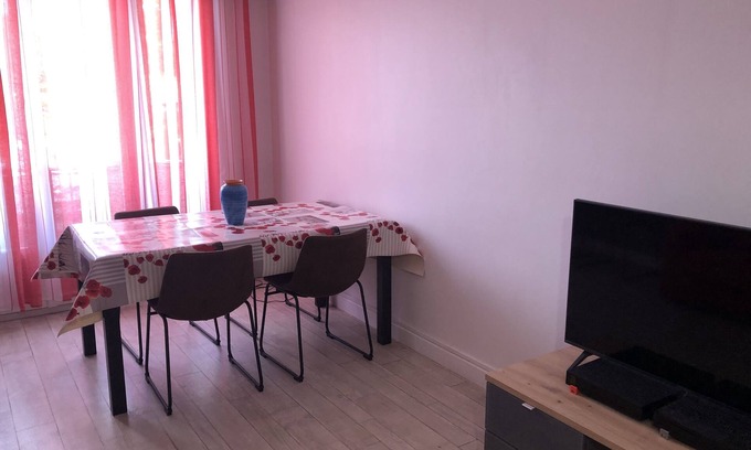 Alpes-Romans Apartment | Appartement en rez de Chaussée Dans Quartier Calme