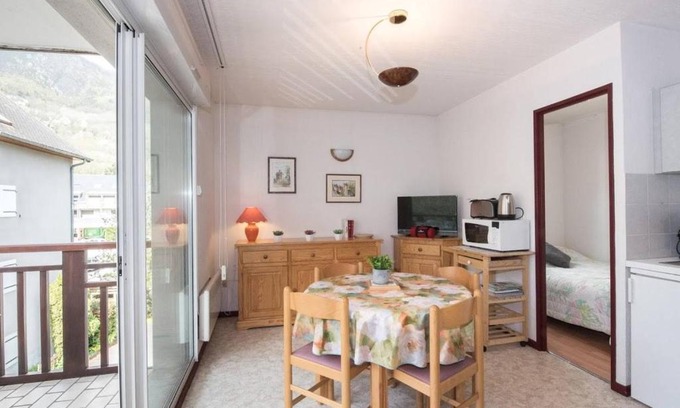 Saint-Lary-Soulan Apartment | Appartement ensoleillé 4 pers, proche thermes et télécabine, avec balcon et parking, Saint-Lary-Soulan - FR-1-296-264