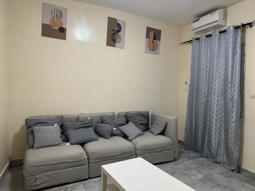 Pointe des Almadies Apartment | Appartement entier F3 climatisé agréable, spacieux et confortable à Guediawaye Gadaye