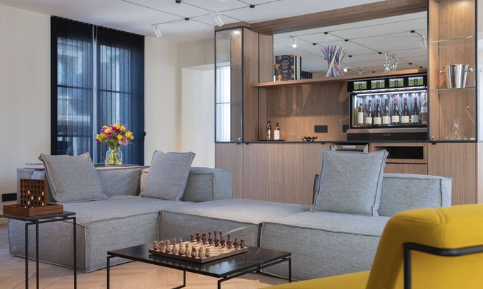8th Arrondissement Apartment | Appartement Exclusif et Luxueux à 300m des Champs Elysées!