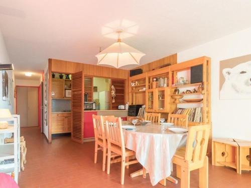 Saint-Chaffrey Apartment | Appartement familial 3 pièces, 8 couchages, proche des pistes à Serre-Chevalier, balcon sud. - FR-1-330E-122