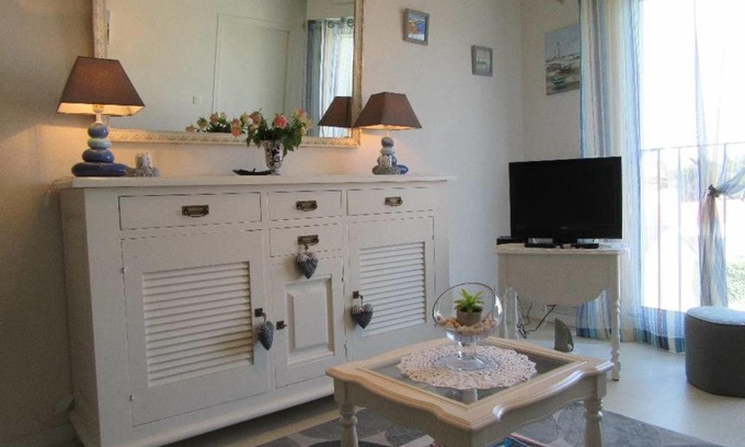 Saint-Hilaire-de-Riez Apartment | Appartement Saint-Hilaire-de-Riez, 3 pièces, 4 personnes - FR-1-91-25