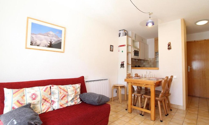 Lanslevillard Apartment | Appartement Lanslevillard, 2 pièces, 4 personnes - FR-1-508-218