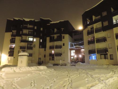 Les Menuires Apartment | Appartement Les Menuires - 4 personnes à 20 m des pistes