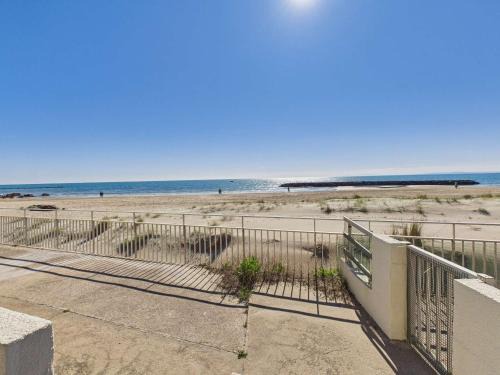 Le Grau-dʼAgde Apartment | Appartement RDC 4 pers, vue mer, parking privé, non-fumeur! - FR-1-423-26