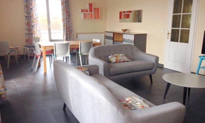 Royan Apartment | Appartement Royan, 4 pièces, 8 personnes - FR-1-494-7