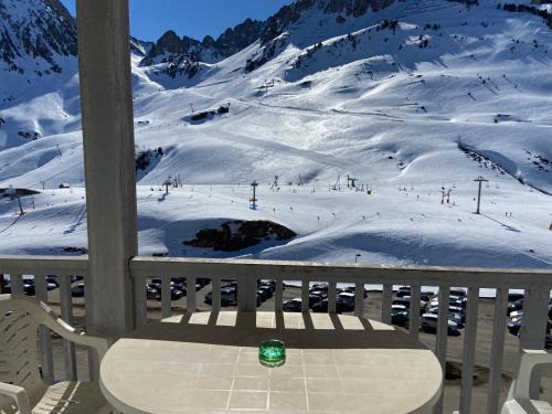 La Mongie Apartment | Appartement T2 4 personnes, pied des pistes, parking privé, piscine