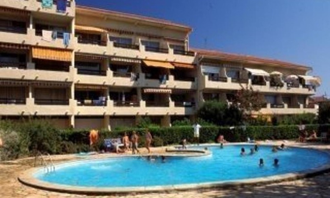 Argeles Plage Apartment | Appartement T2 avec Piscine et Parking Privé, à 300m de la Plage - Argelès-sur-Mer - FR-1-388-11