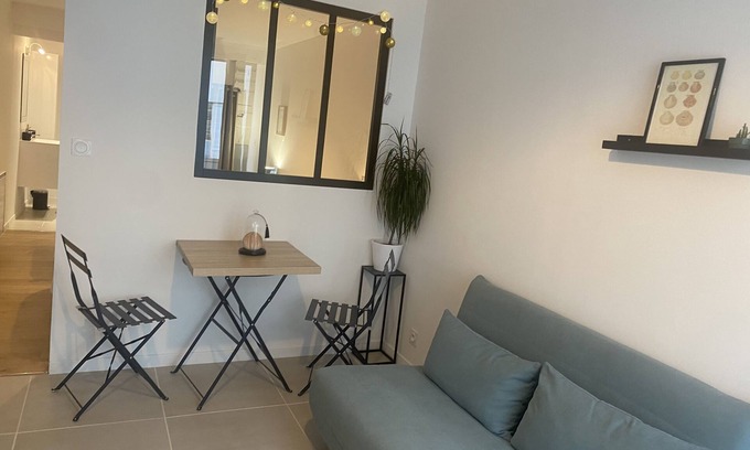 Etel Apartment | Appartement T2 Avec Terrasse de 20m2 à Proximité des Plages