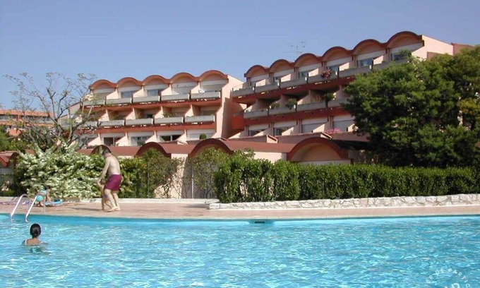 Plaine de la Brague Apartment | Appartement T2, Boxe Privée, Pour 4 Pers, Wifi, Piscines, Tennis, Pétanque