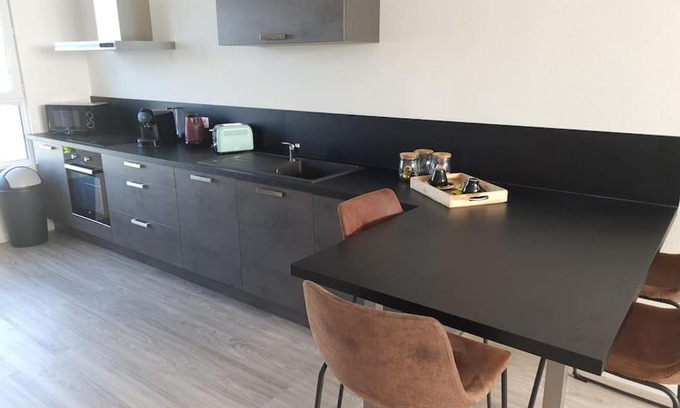 Lugrin Apartment | Appartement T2 vue sur le lac Léman et montagnes