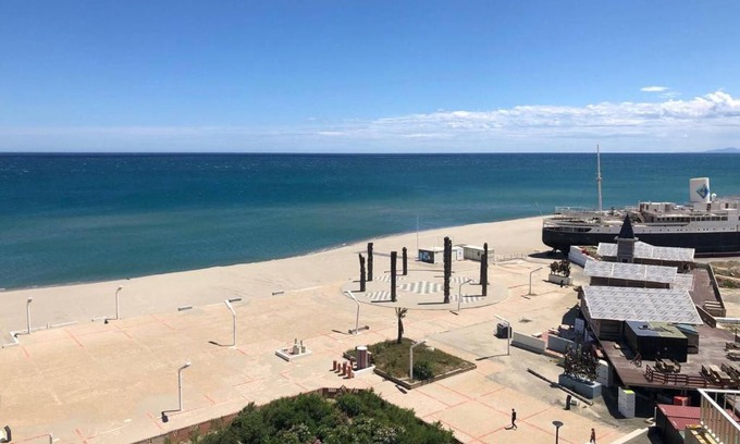 Le Barcares Apartment | Appartement T3 climatisé avec 6 couchages, terrasse et parking à 300m des commerces - FR-1-81-490