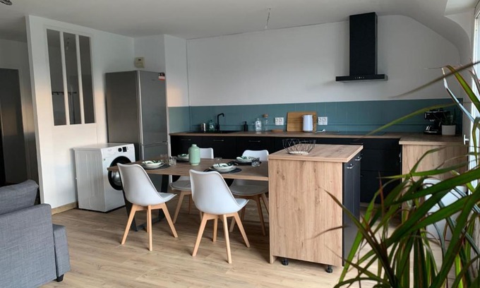 La Marne Apartment | Appartement T3 lumineux avec vue sur Intramuros
