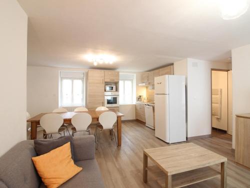 Mont-Dore Apartment | Appartement T5 au Mont-Dore, hyper centre, 4 chambres, Wifi, 10 pers, super équipé - FR-1-608-27