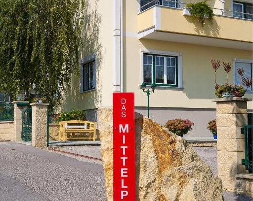 Morbisch am See Apartment | Appartementhaus Das Mittelpunkt