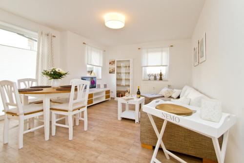 Seebad Heringsdorf Apartment | Appartementhaus Neuer Weg App 02