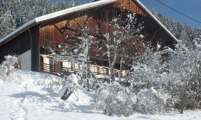 La Chapelle-d'Abondance Ski Chalet | Appt in chalet, sleeps 6, 2 bedrooms, private terrace, 2 bathrooms