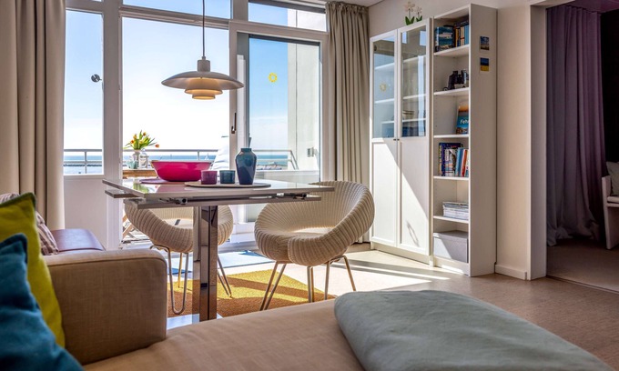 Fehmarn Apartment | Apt. Beach203 with Baltic Sea view, directly on the beach, casual-modern living ambience!