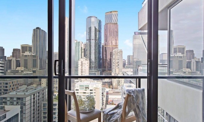 Melbourne Central Business District Apartment | Apt Near Southern Cross, City Views, FREE Parking