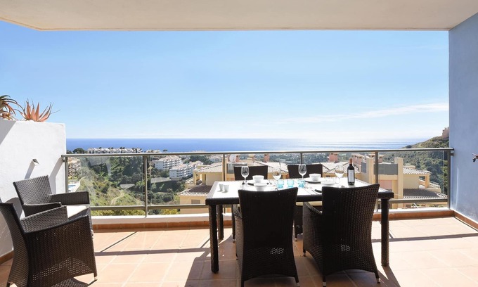 Mijas Apartment | Apt with spacious terrace with amazing sea views, pool, 8 min drive to beach!