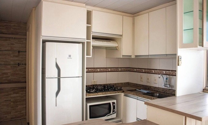 Carianos Apartment | Apto a 9 min do aeroporto em Florianópolis/SC