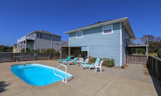Carolina Dunes House | AquaDuck - Oceanside home in Duck with an easy walk to the ocean and sound!