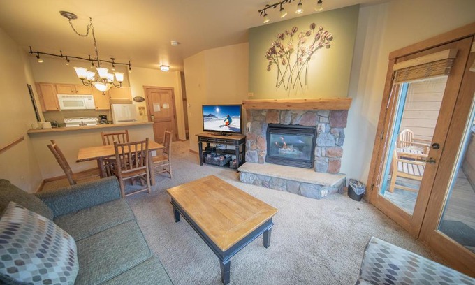 River Run House | Arapahoe Lodge 8119 by SummitCove Lodging