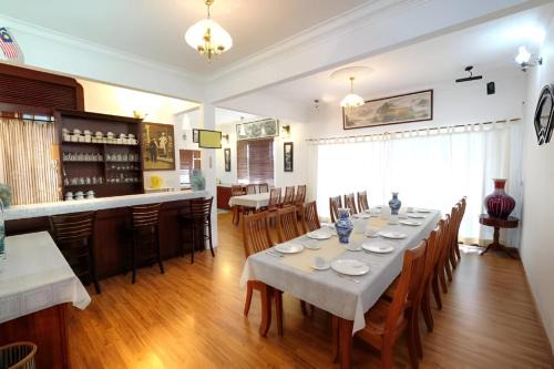 Tanah Rata House | Aravilla - Sleeps Up to 26 Pax