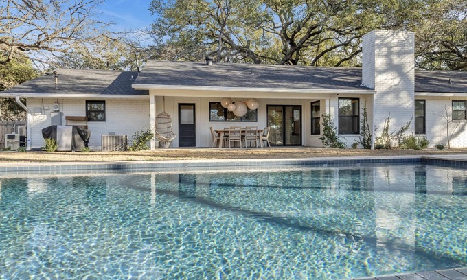 Marble Falls House | Arbor Escape | Concierge Services