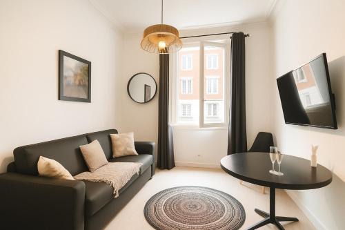 Ternes Apartment | ARC DE TRIOMPHE-CARNOT Luxury & Design