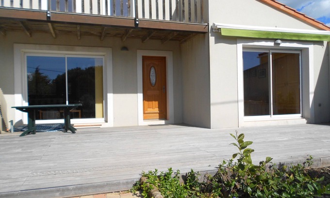 Balaruc-les-Bains Villa | Architect house with pool near the sea (Sète), WiFi, Climate, Clévacances 4Clés