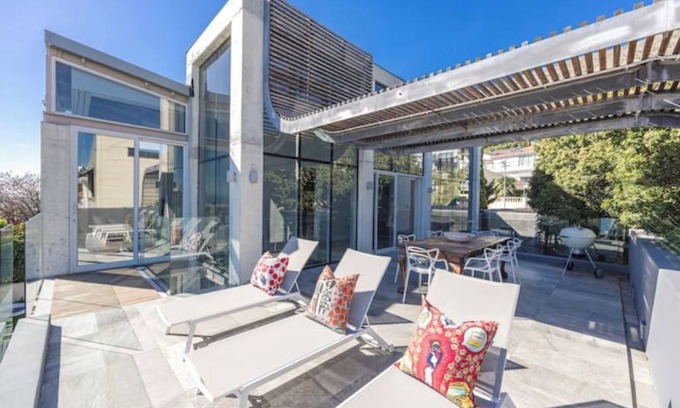 Sea Point Villa | Architectural Dream Home in beautiful Seapoint, Cape Town.