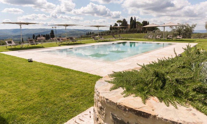 Greve in Chianti Apartment | Arco Apartment - Apartment with shared pool and spa in the Chianti hills
