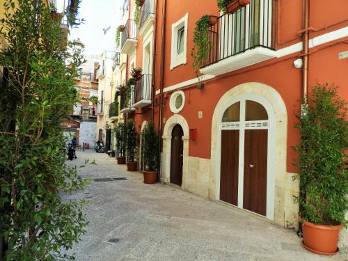 Old Town House | Arco Della Neve Guest House