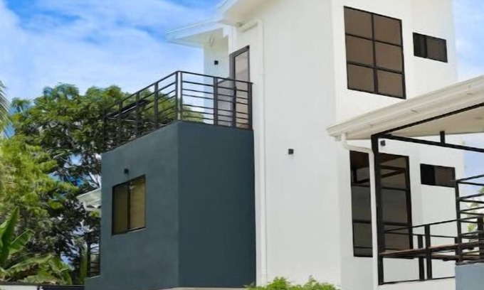 Villa Bonita Cabin | Arenal Dream Lodge. Front-Row Volcano Views!