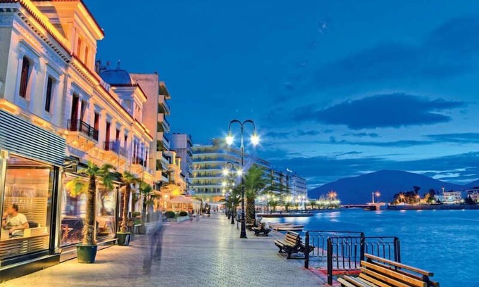 Khalkis Apartment | Arethousa City View Getaway - Chalkida's Cozy Gem