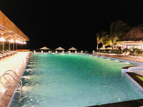 Vung Tau Apartment | ARIA RESORT-FREE SWIMMING POOL, Relax by sea Hồ bơi miên phí và bãi tắm riêng, 40m ra biển