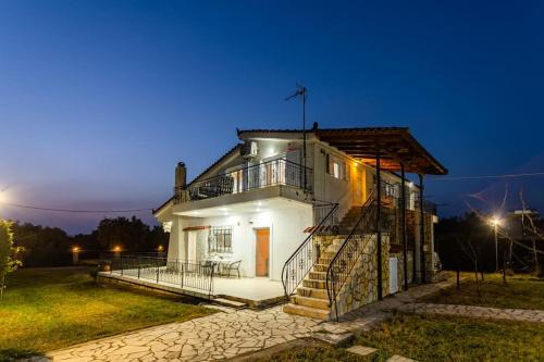 Messaia Apartment | Ariadne's Retreat