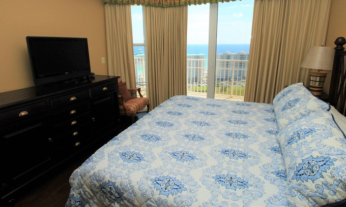 Miramar Beach Condo | Ariel Dunes 1901 | Seascape Resort by Skis and Seas | | 19th Floor