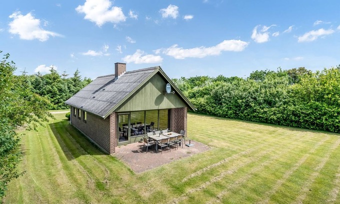 Vemb House | "Arlin" - 380m to the fjord by Interhome