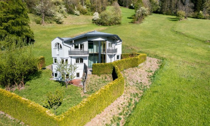 Oetz Apartment | Armelen Villa