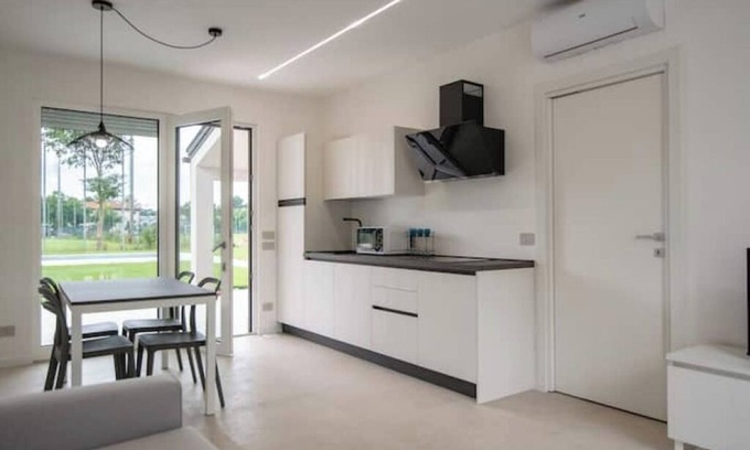 Borgo Milano Apartment | Armonia Suites - Acqua- new apartment with garden and pool in Verona